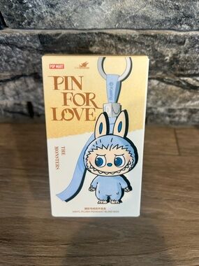 NWT Pop Mart "Pin For Love" The Monsters Vinyl Pendant Blind Box